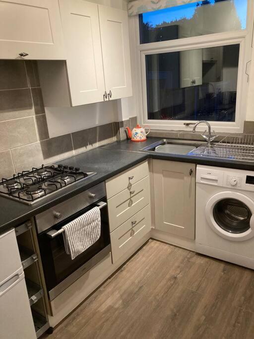 Coniston House Lancaster 3 Bedrooms Parking And Garden エクステリア 写真